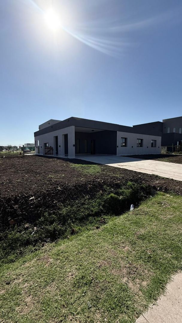 VENTA DE CASA EN Ezeiza - La Magdalena - 33