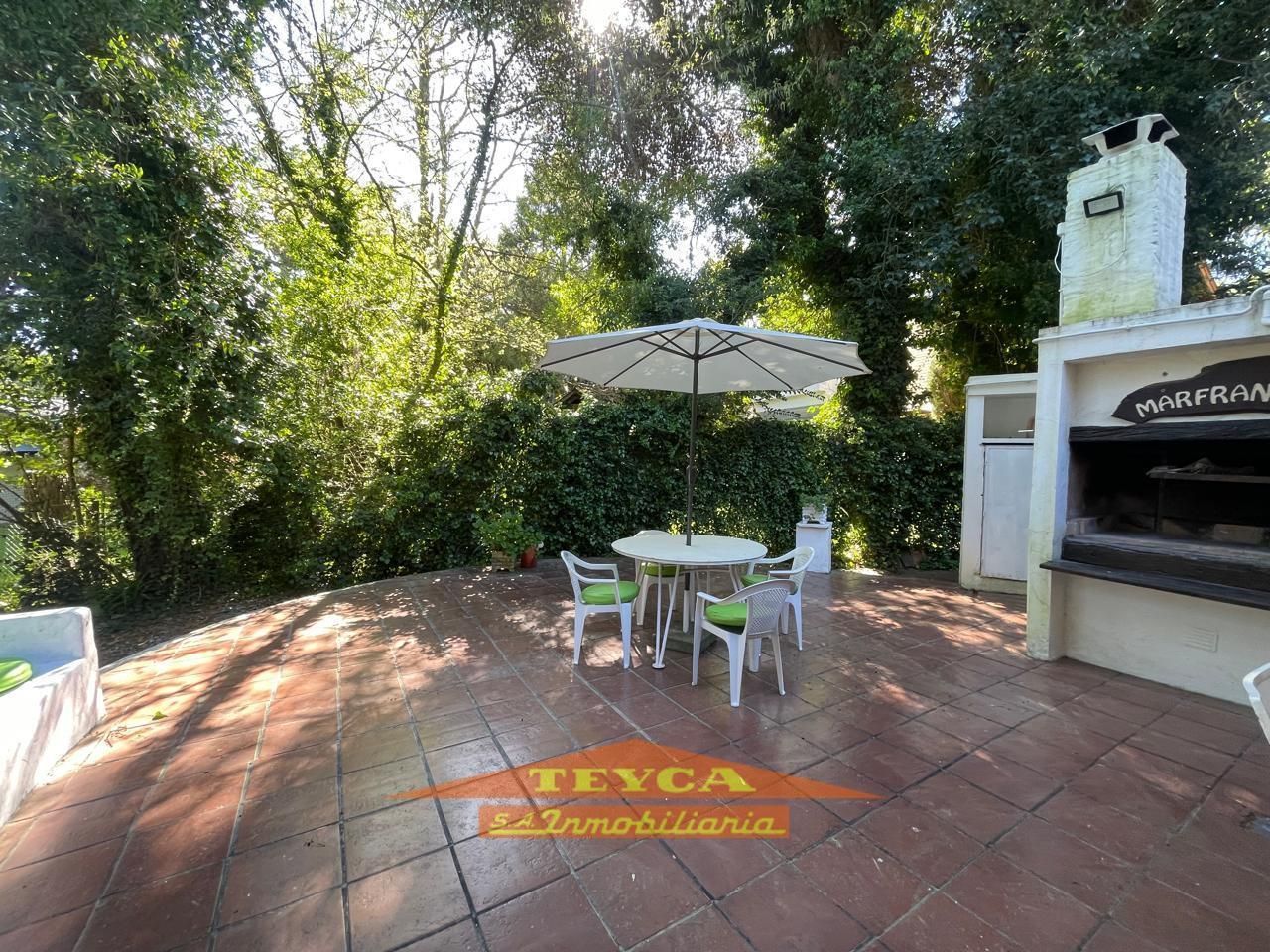 Casa en venta Lasalle 5 ambientes