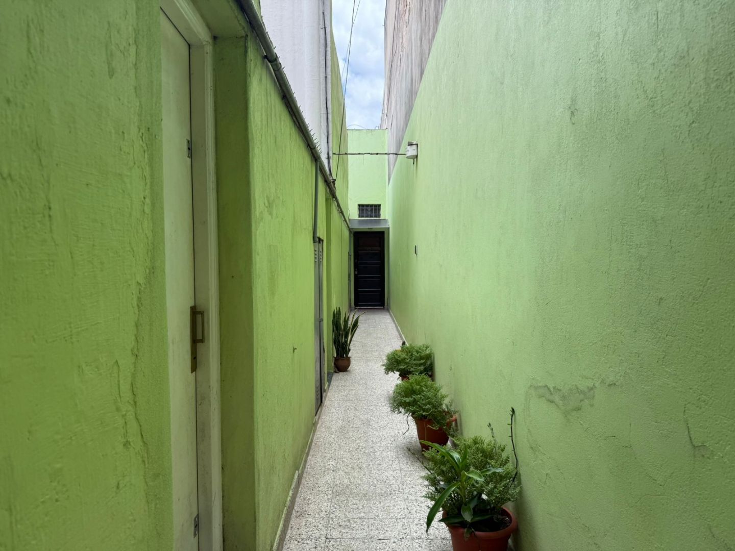 ALQUILER DE DEPARTAMENTO EN La Matanza - Lomas del Mirador - 2