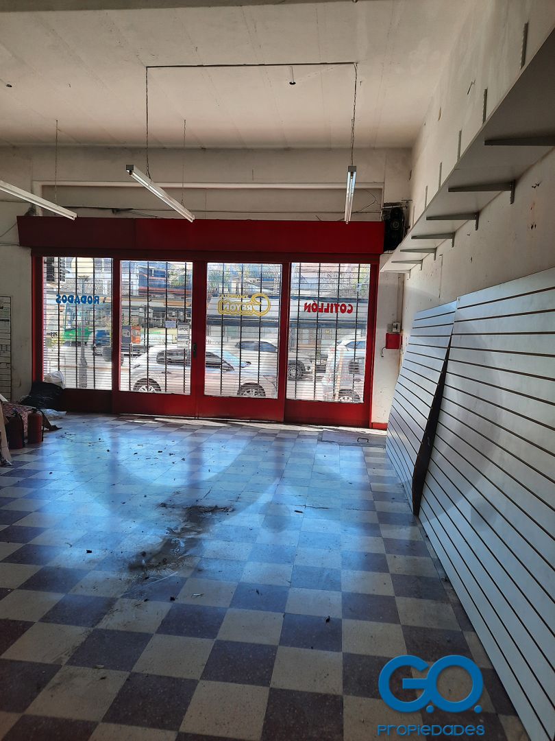 Local Comercial en Alquiler en Villa del Parque, Capital Federal