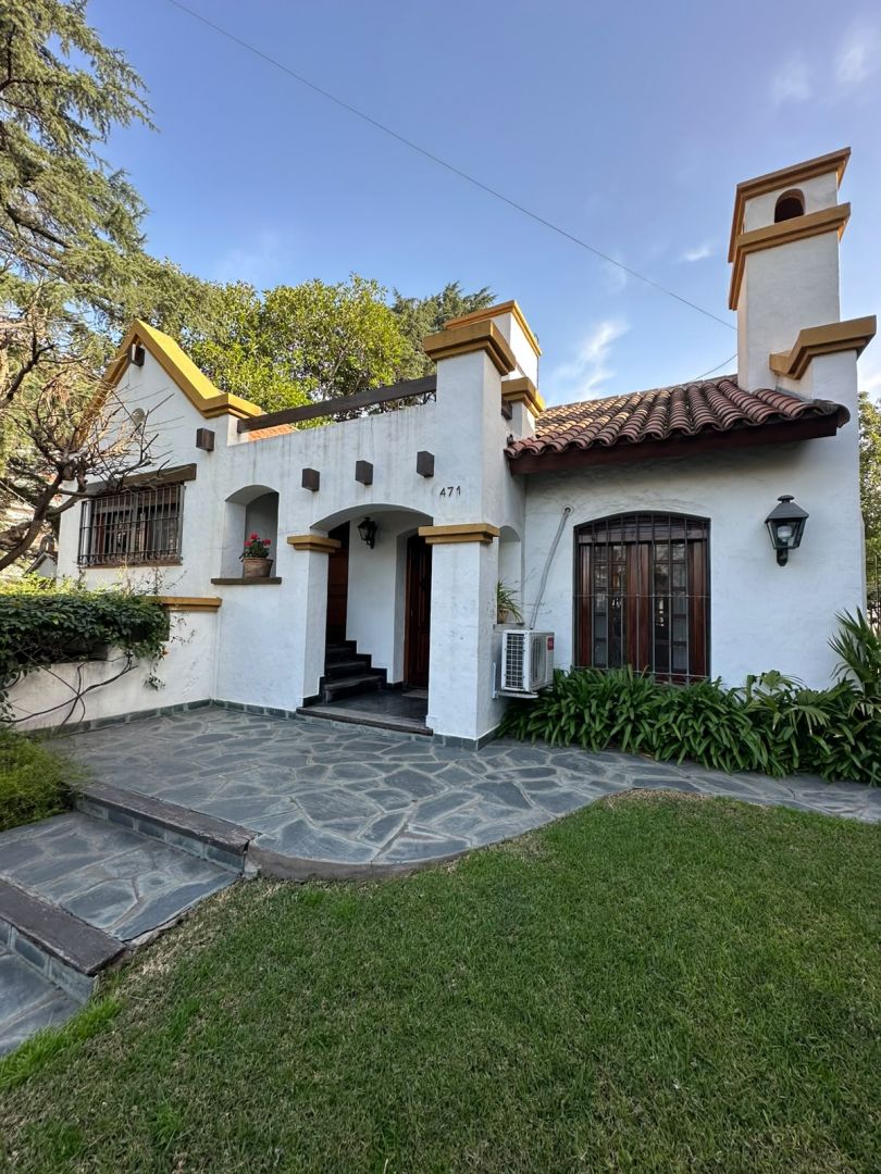 Casa en venta 5 ambientes
