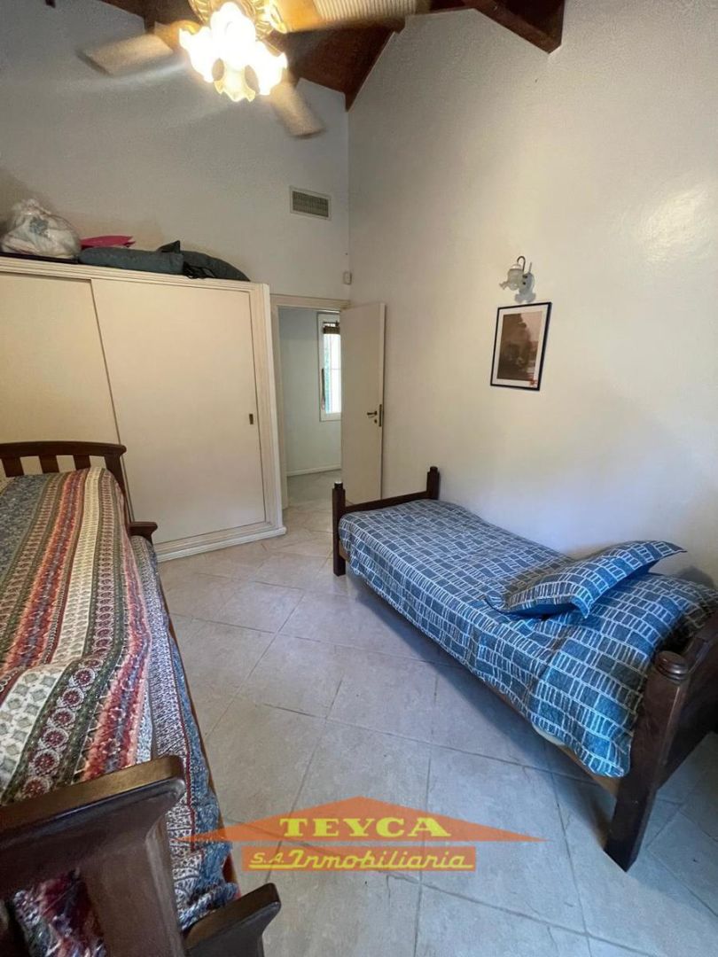 Casa en venta Lasalle 4 ambientes