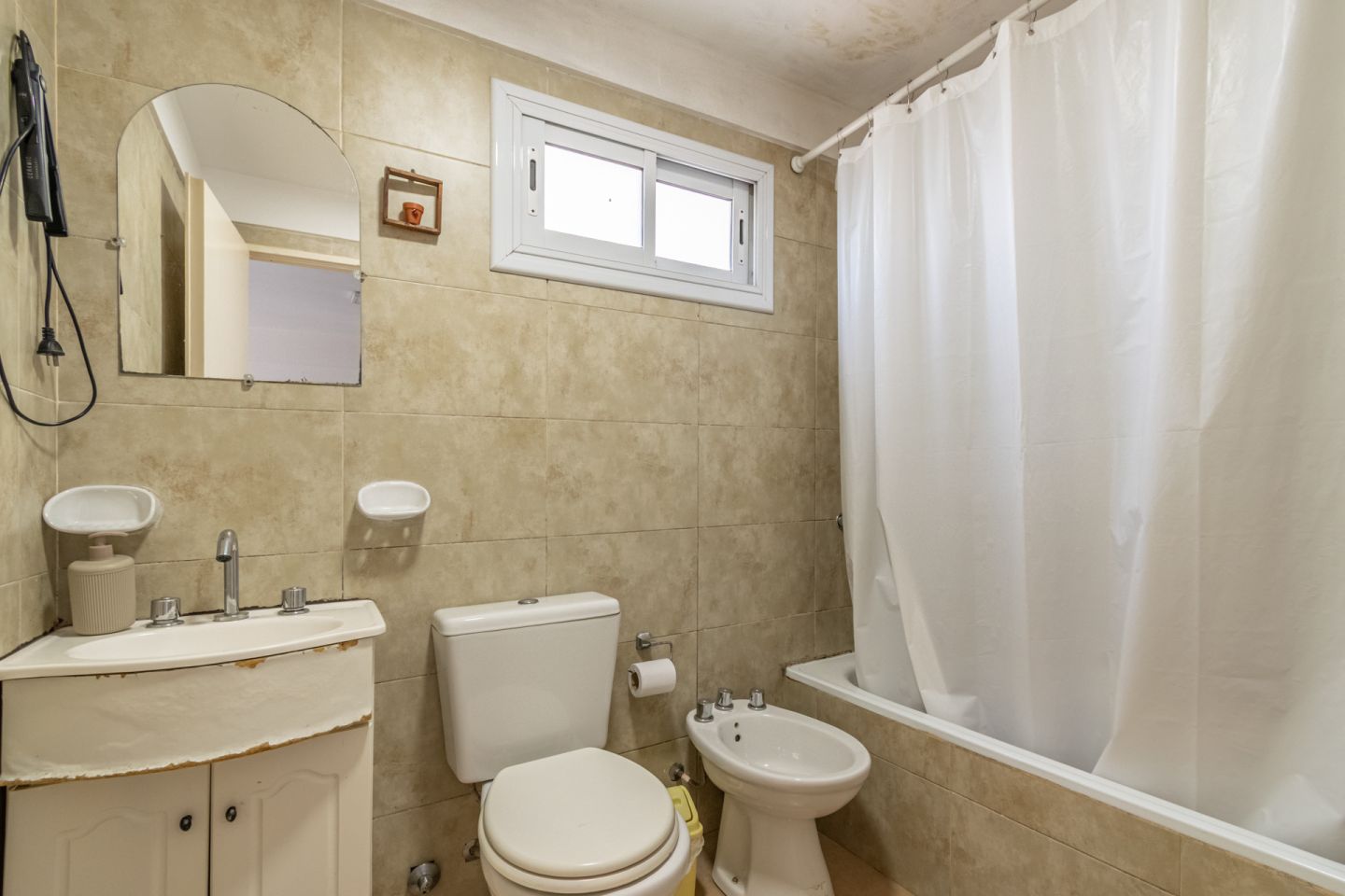 VENTA DE DEPARTAMENTO EN Tres de Febrero - Caseros - 16