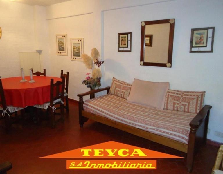 Casa en venta Lasalle 3 ambientes