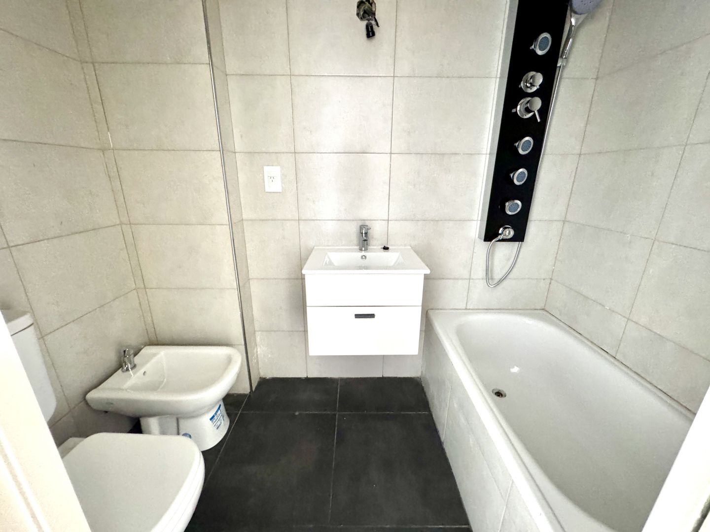 VENTA DE DEPARTAMENTO EN Tres de Febrero - Sáenz Peña - 35