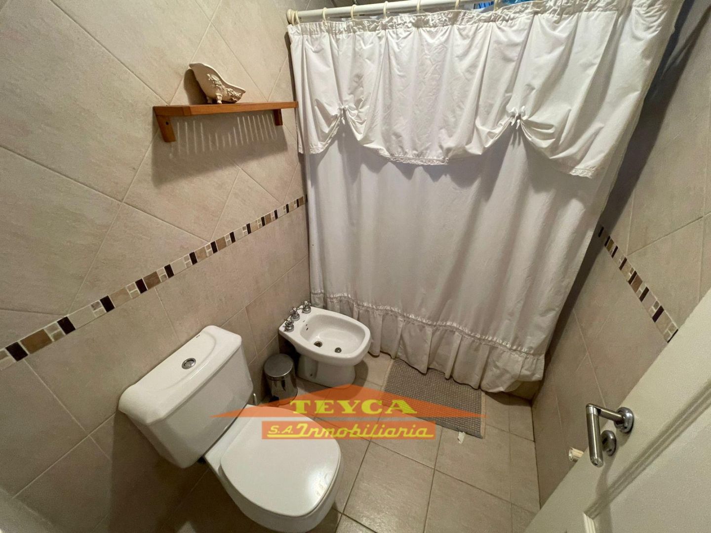 Casa en venta Lasalle 5 ambientes