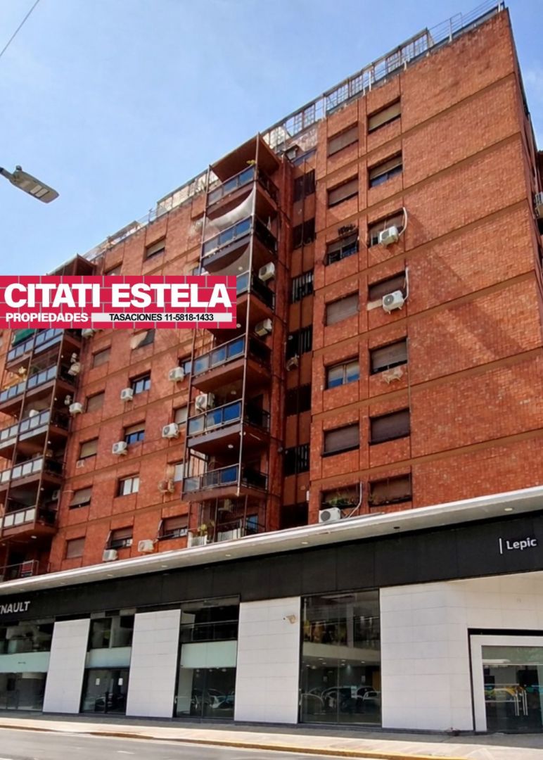 Departamento en AV MONTES DE OCA 1100