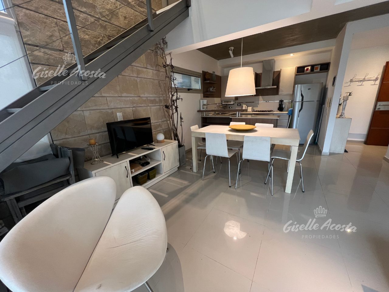 Departamento en Eolo 100