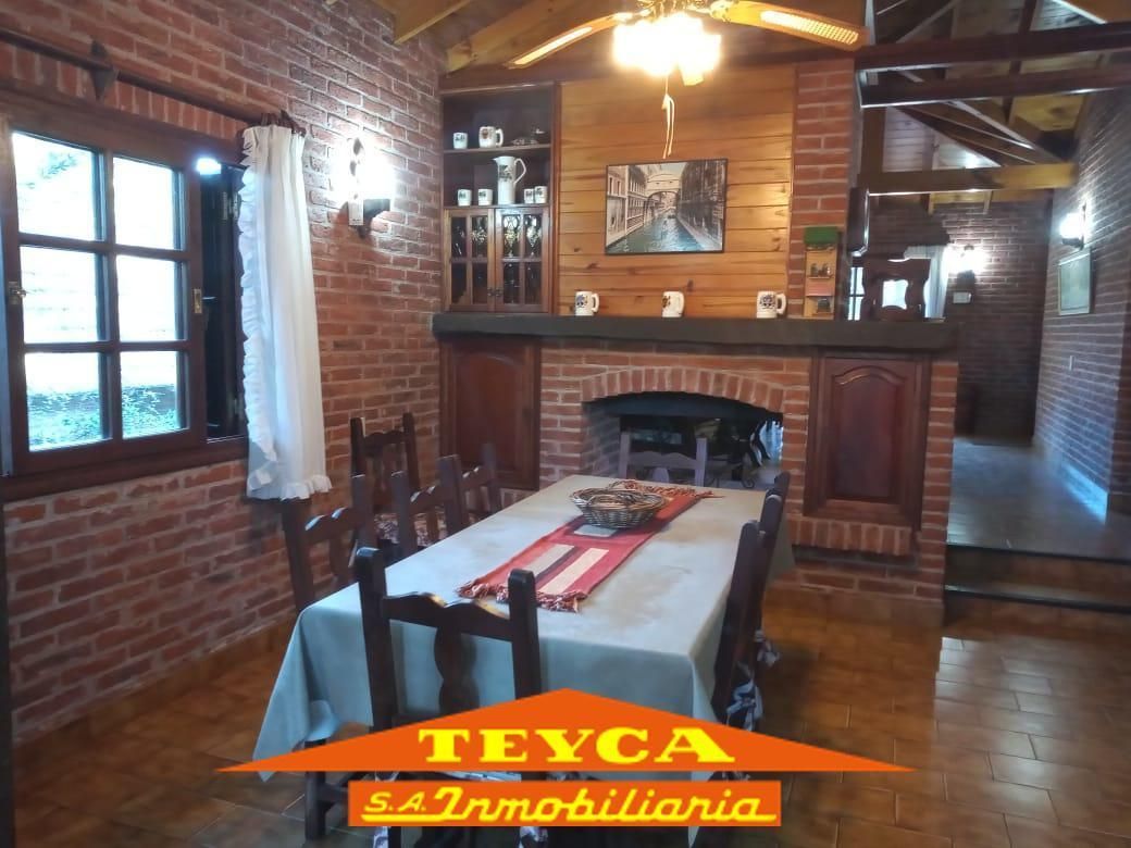 Casa en venta Lasalle 4 ambientes