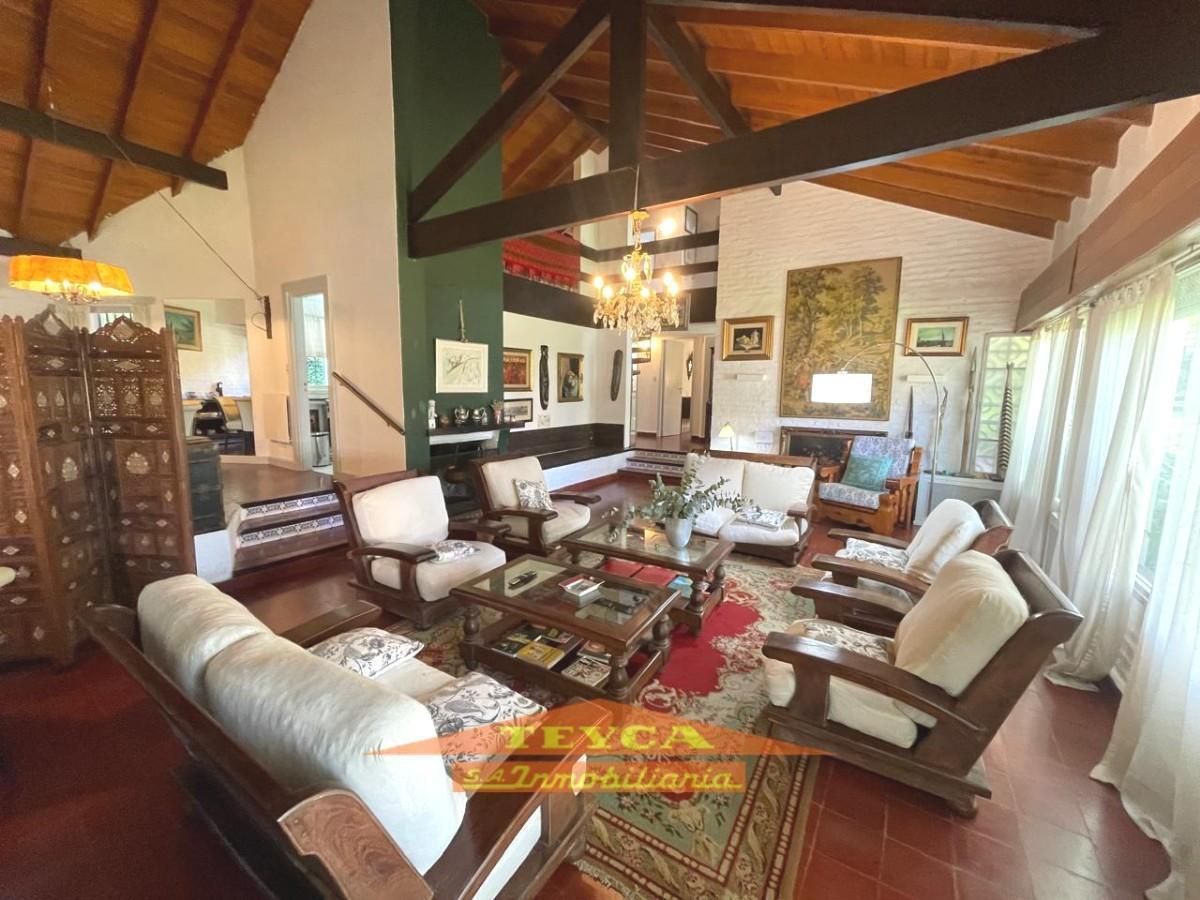 Casa en venta Lasalle 5 ambientes