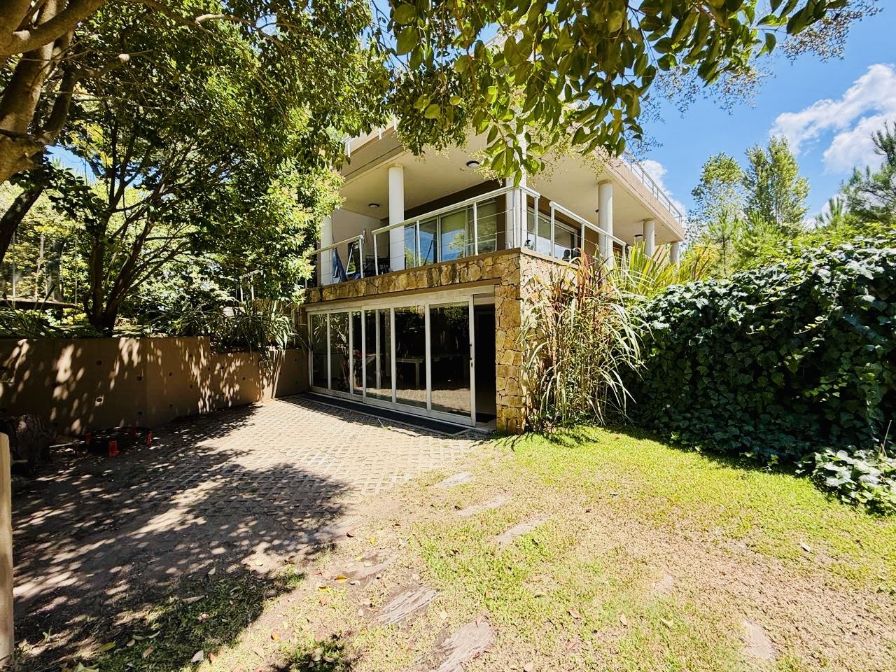 Casa en Venta en Pinamar, Buenos Aires Costa Atlantica