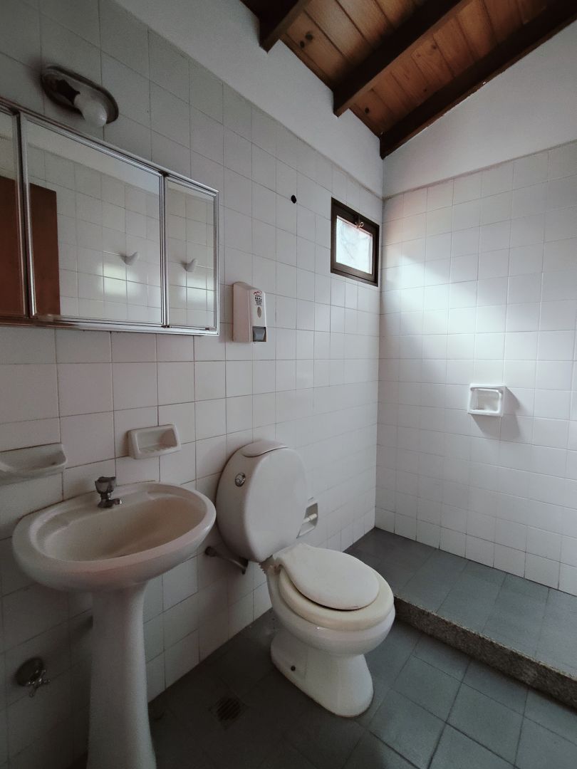 En alquiler céntrico local apto para oficinas o comercio — foto 12