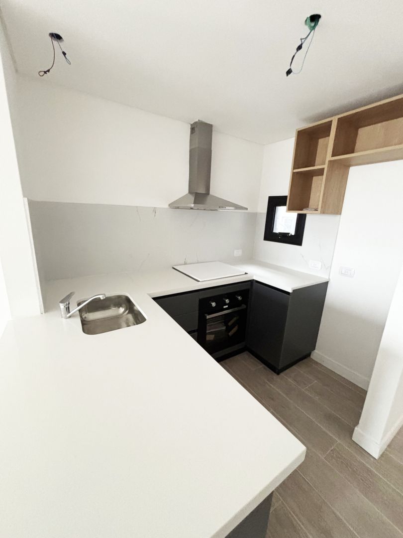Departamento en Av. Independenci 2500