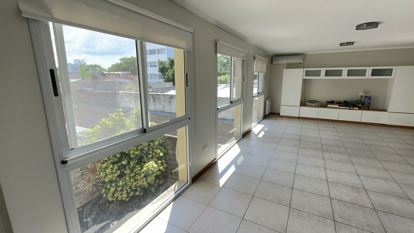 VENTA DE DEPARTAMENTO EN La Plata - La Loma - 43