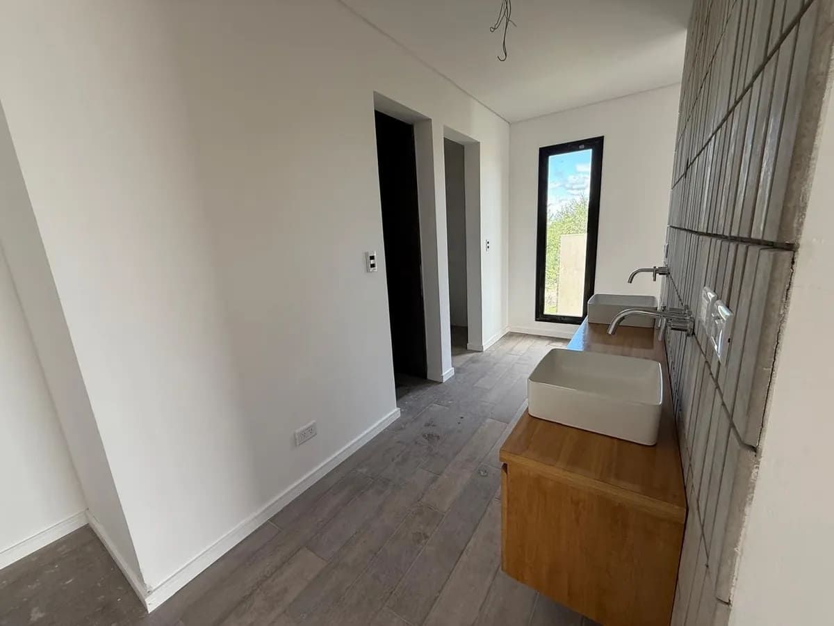 VENTA DE CASA EN San Vicente - San Lucas - 15