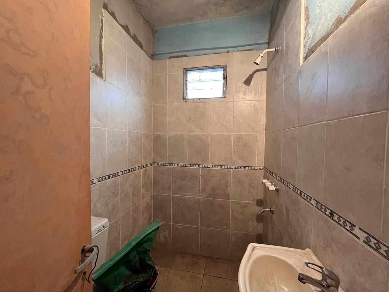 VENTA DE CASA EN Esteban Echeverría - El Jagüel - 18
