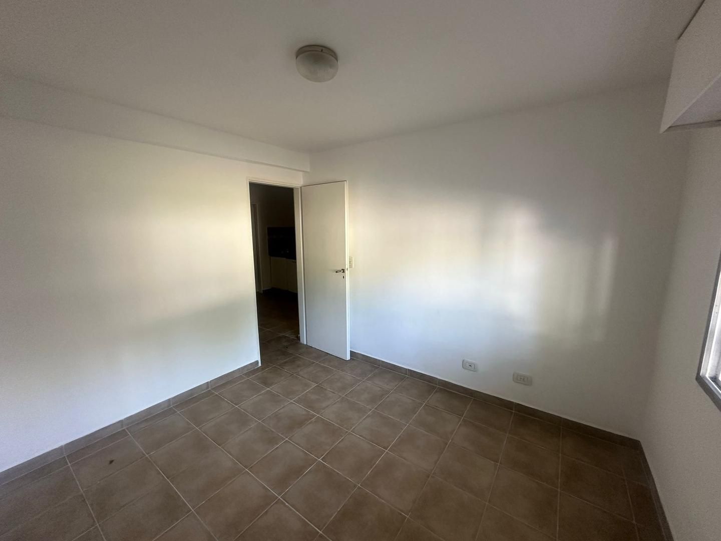 ALQUILER DE DEPARTAMENTO EN José C Paz - José C Paz - 8