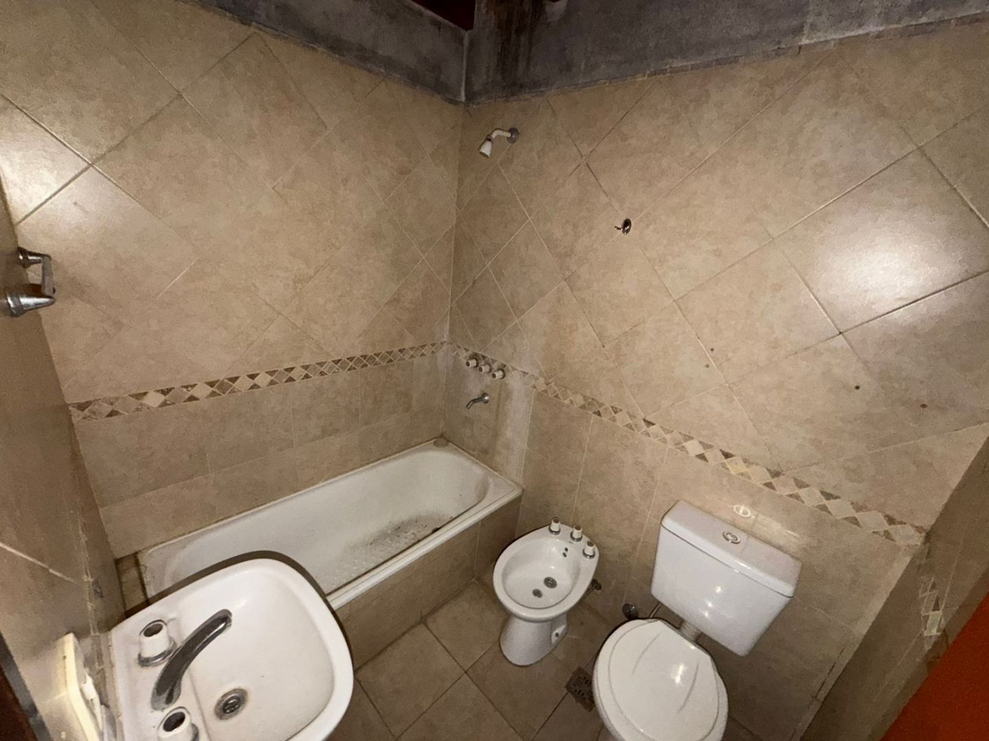 ALQUILER DE CASA EN San Miguel - Muñiz - 18