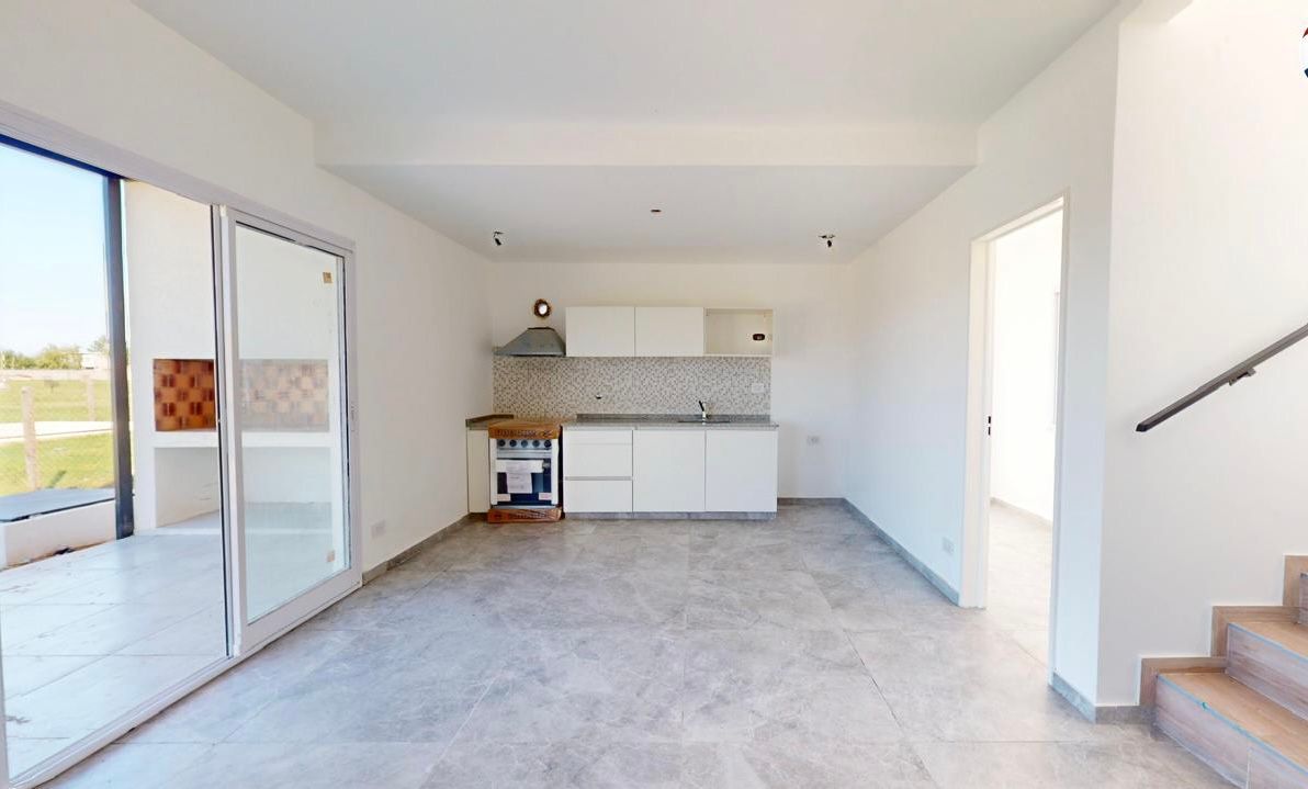 VENTA DE CASA EN Ezeiza - Laguna Azul - 11