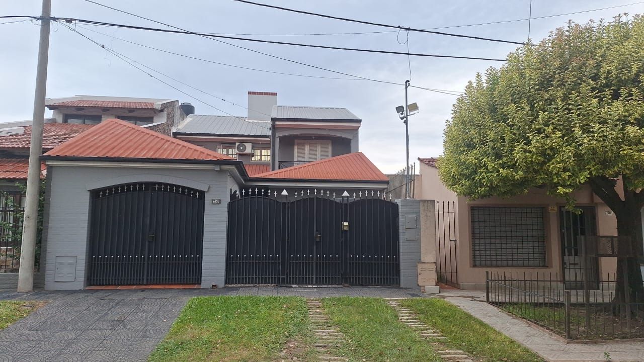 Casa en venta Guadalupe Residelcial 3 ambientes