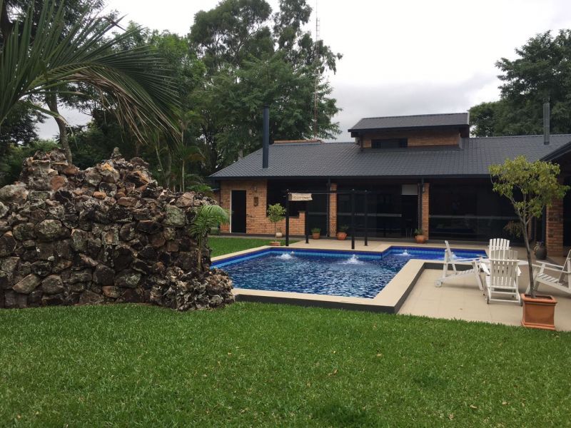 Casa en venta Urbanización Surubii 4 dormitorios