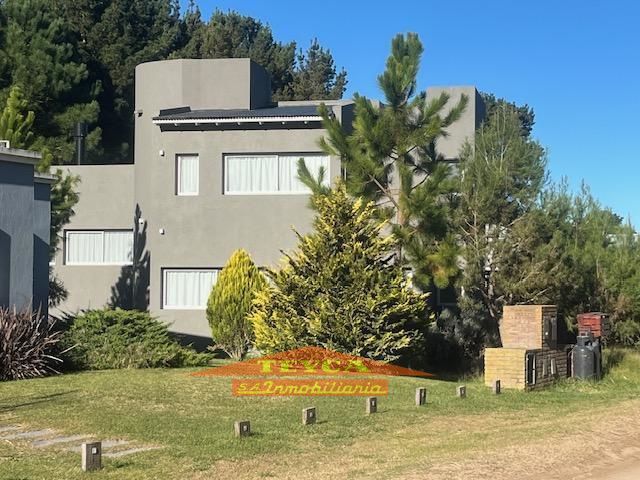 Casa en venta  4 ambientes