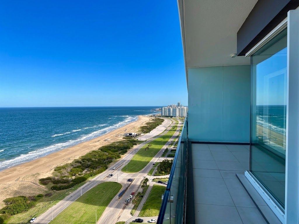 Apartamento en venta Playa Brava 3 ambientes