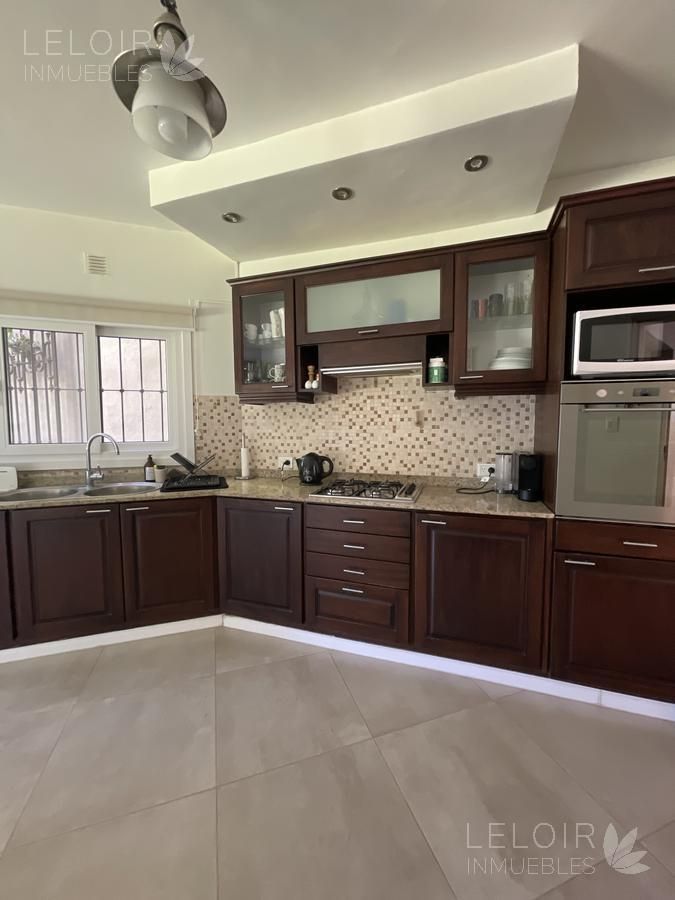 Casa en Venta en Ituzaingo, G.B.A. Zona Oeste