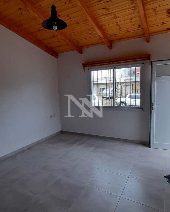 Casa en alquiler San Juan Bautista 3 ambientes