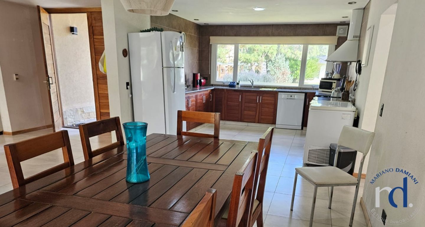 Casa en Venta en Pinamar, Buenos Aires Costa Atlantica