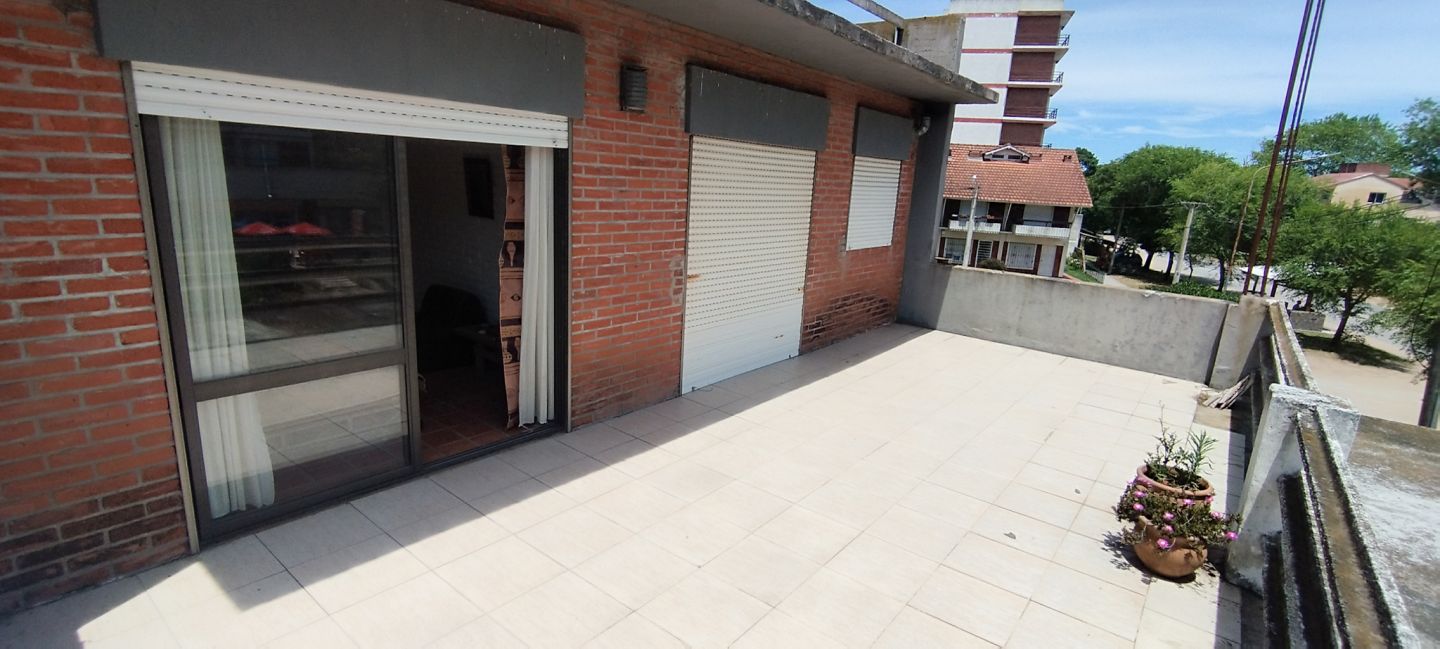 VENTA DE LOCAL EN Villa Gesell - Sur - 31