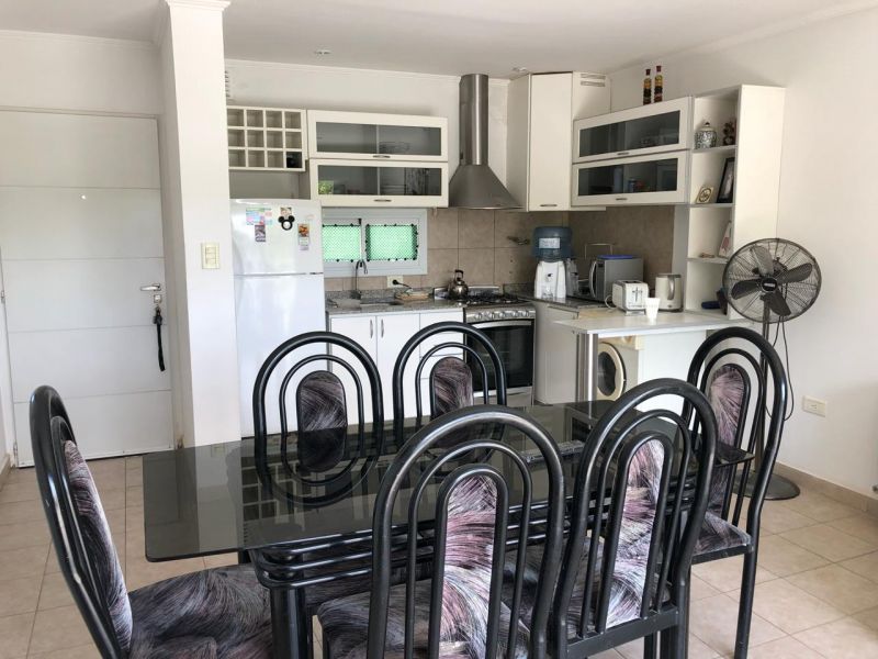 VENTA DE DEPARTAMENTO EN Confluencia - Jardines Del Rey - 4