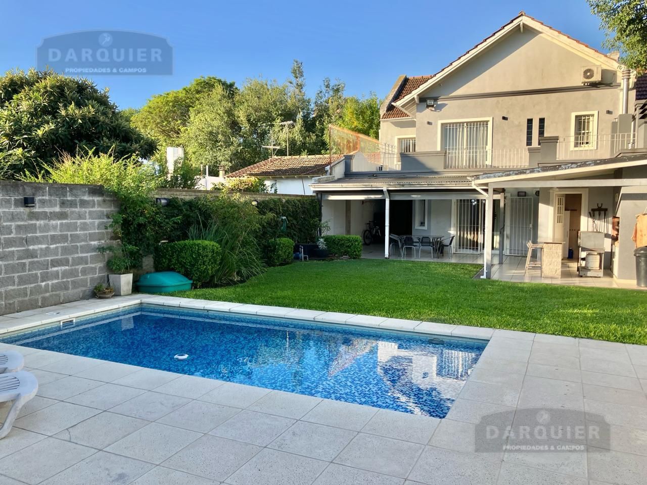 VENTA DE CASA EN G.B.A. Zona Sur - Almirante Brown - 23