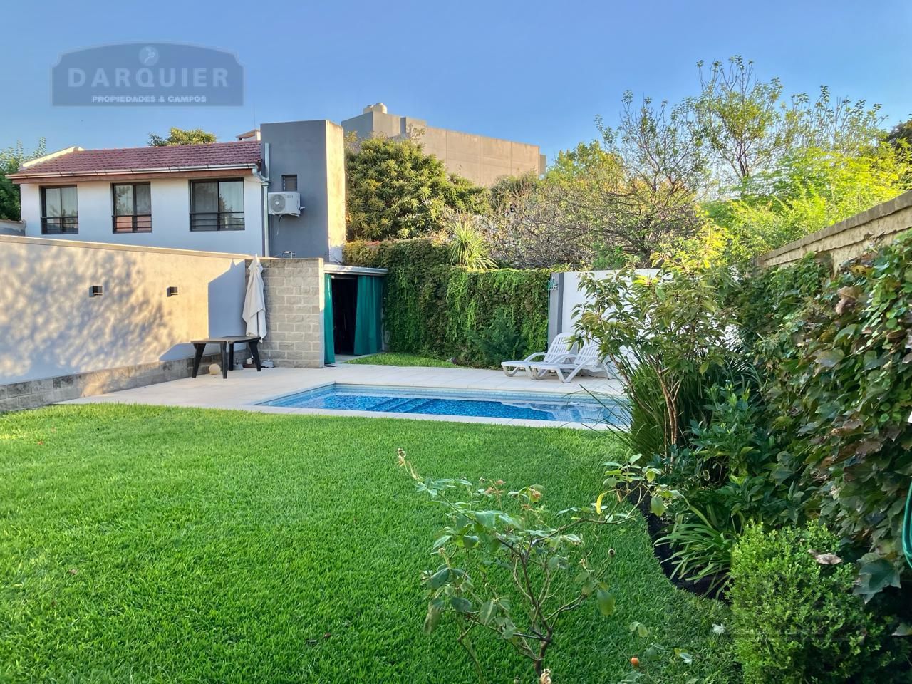 VENTA DE CASA EN G.B.A. Zona Sur - Almirante Brown - 26