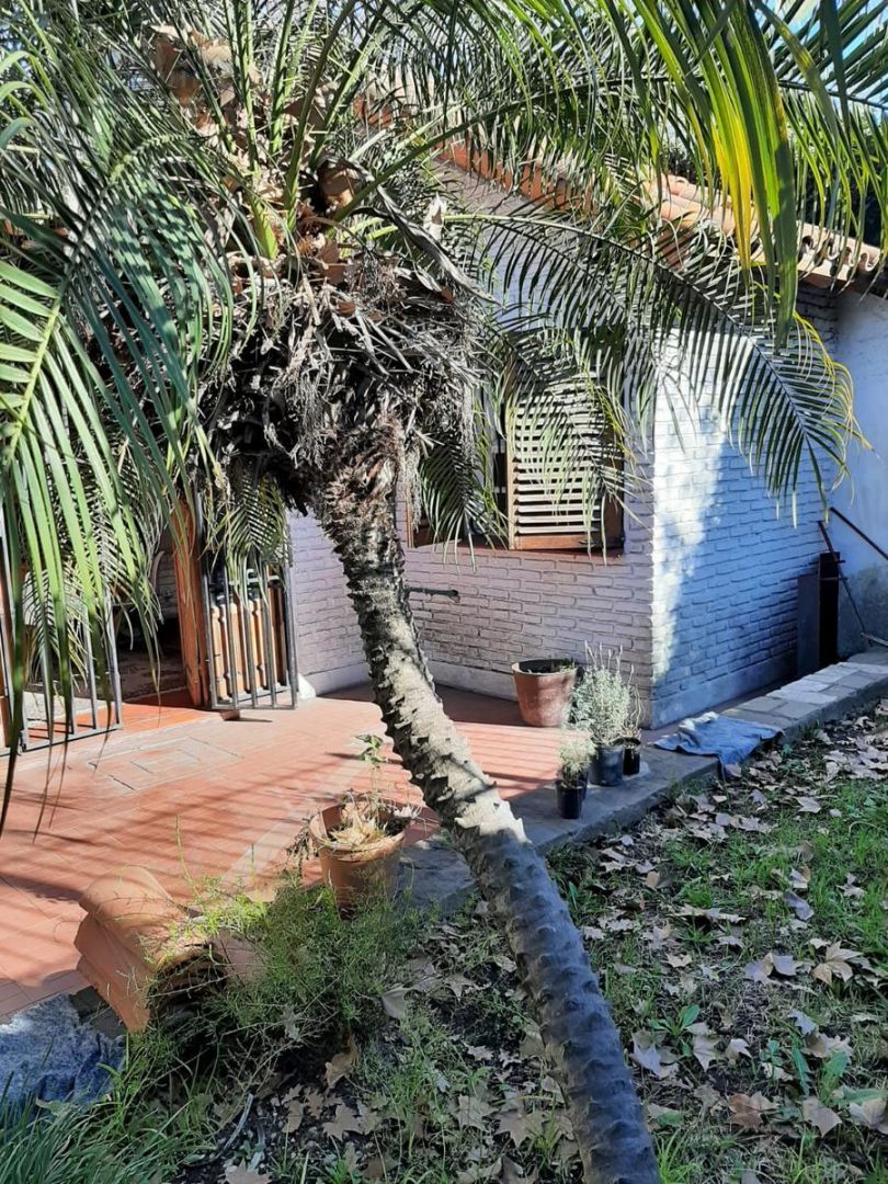 VENTA DE CASA EN G.B.A. Zona Sur - Almirante Brown - 30