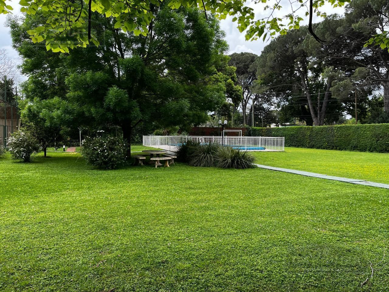 VENTA DE QUINTA EN G.B.A. Zona Sur - Glew - 45