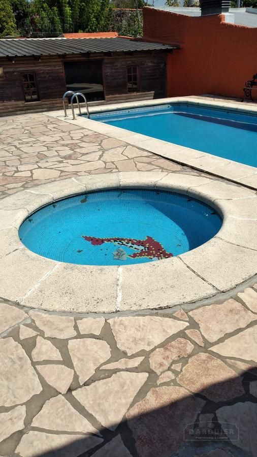 VENTA DE CASA EN G.B.A. Zona Sur - Jose Marmol - 31