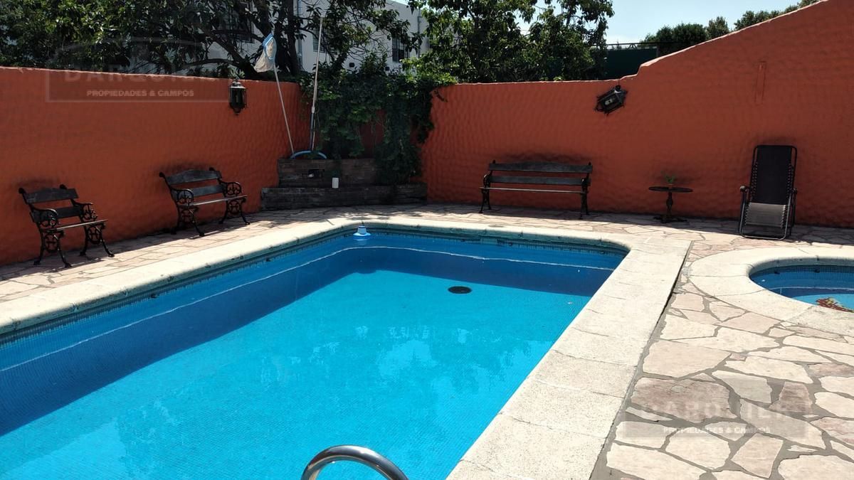 VENTA DE CASA EN G.B.A. Zona Sur - Jose Marmol - 32