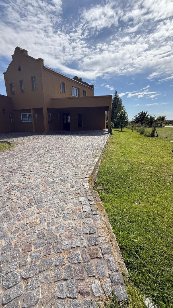 VENTA DE CASA EN Ezeiza - La Magdalena - 36