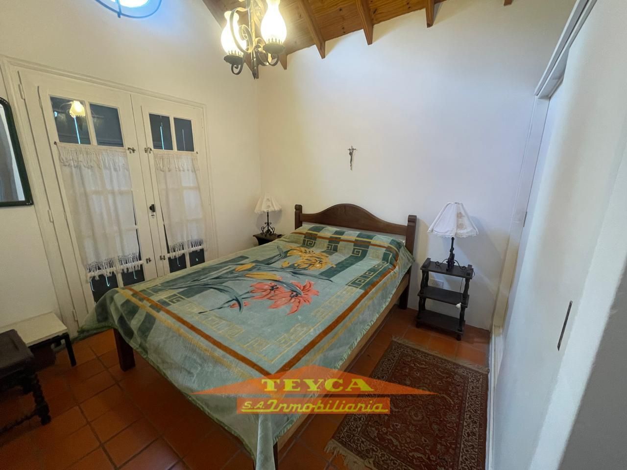 Casa en venta Lasalle 5 ambientes