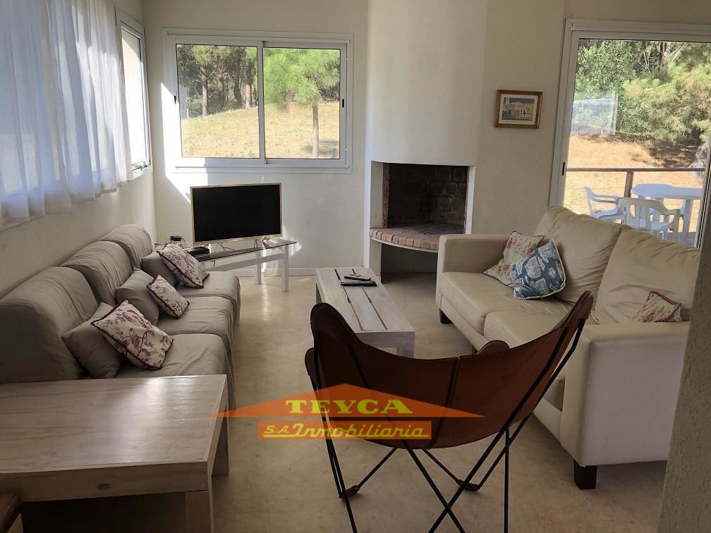 Casa en venta  4 ambientes