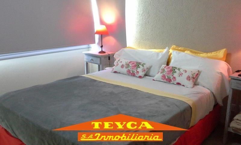 Casa en venta Caril&oacute; 8 ambientes