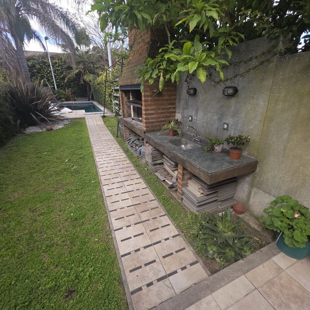 Casa en Venta en Quilmes, G.B.A. Zona Sur - USD 190.000 | Inmoup - 16