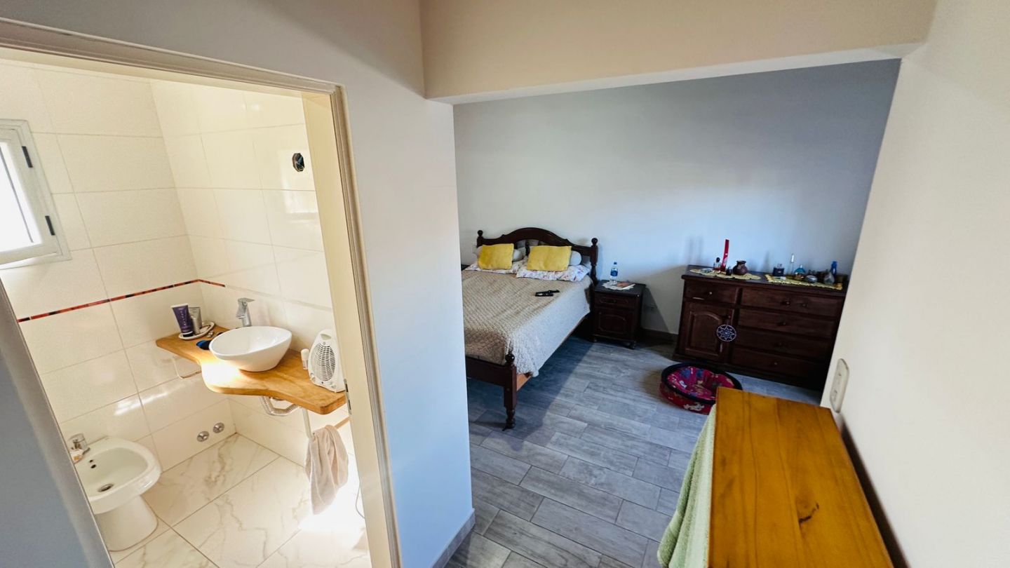 VENTA DE CASA EN José C Paz - 17