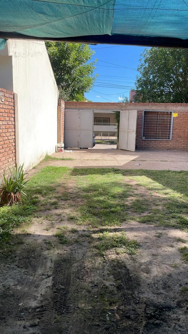 VENTA DE CASA EN Juana Koslay - 54 VIVIENDAS antes de Barrio Los Eucaliptos - 8