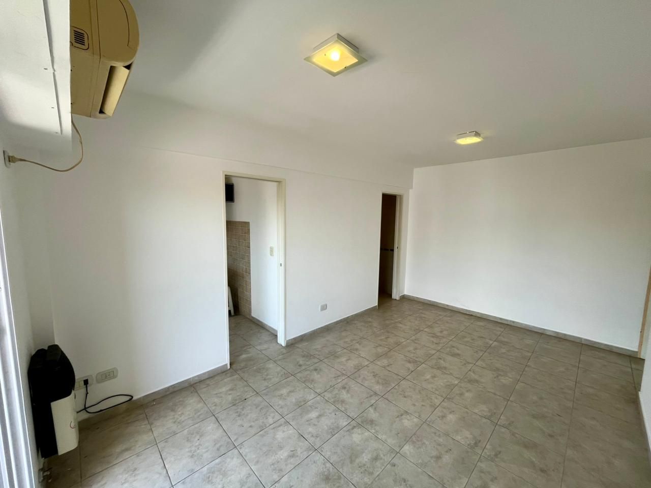 ALQUILER DE DEPARTAMENTO EN Tres de Febrero - Caseros - 14