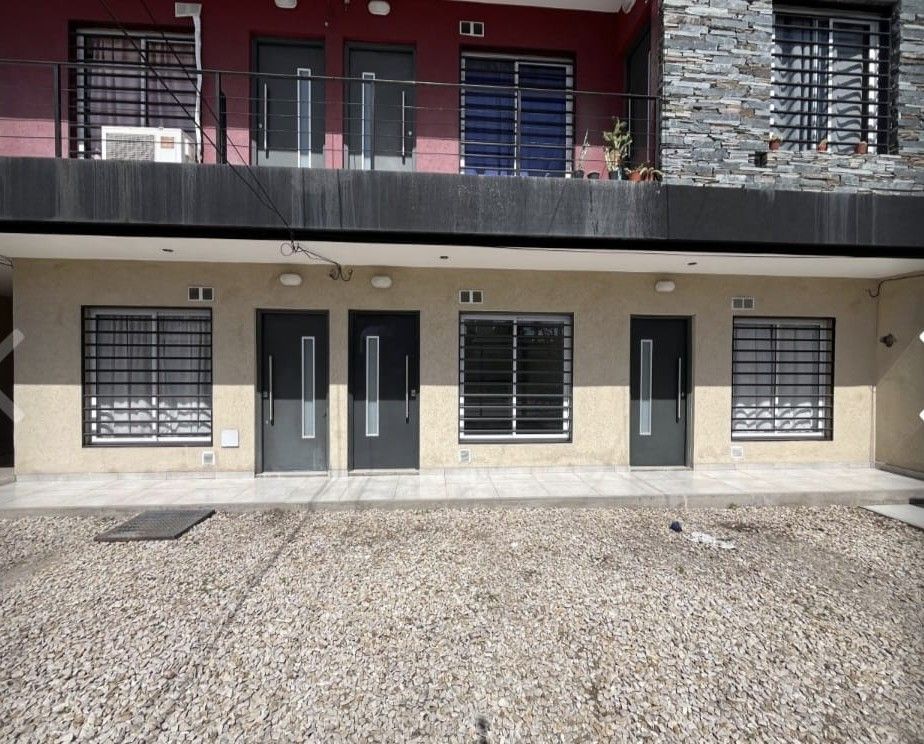 ALQUILER DE DEPARTAMENTO EN José C Paz - 4