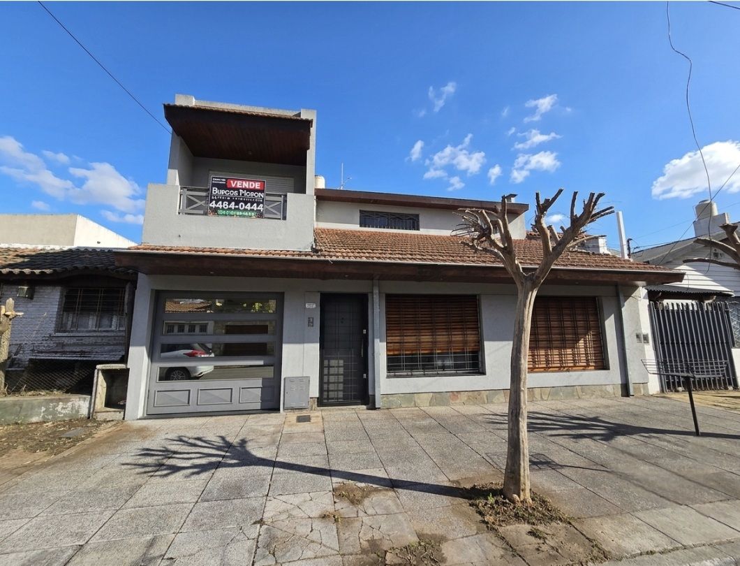 Casa en Castelli 600