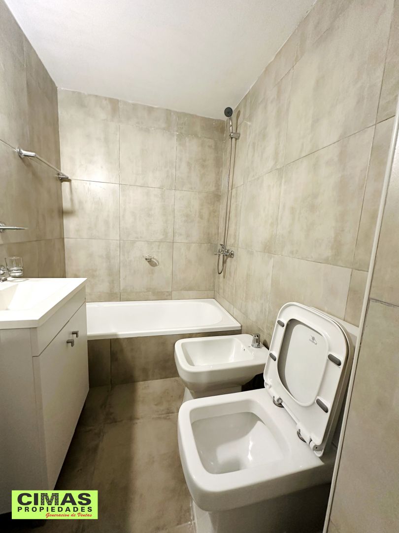 ALQUILER DE DEPARTAMENTO EN Capital Federal - Flores - 13