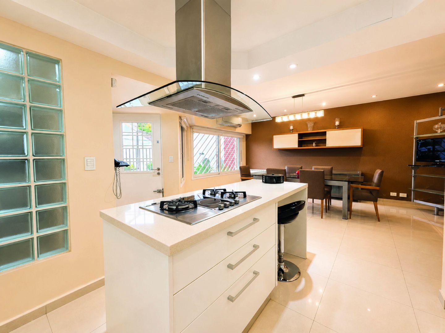 Casa en Venta en General San Martin, G.B.A. Zona Norte